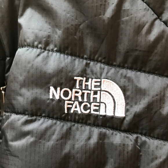 The North Face Women’s Insulated Puffer Quilted  Jacket Black Small New - Picture 3 of 10